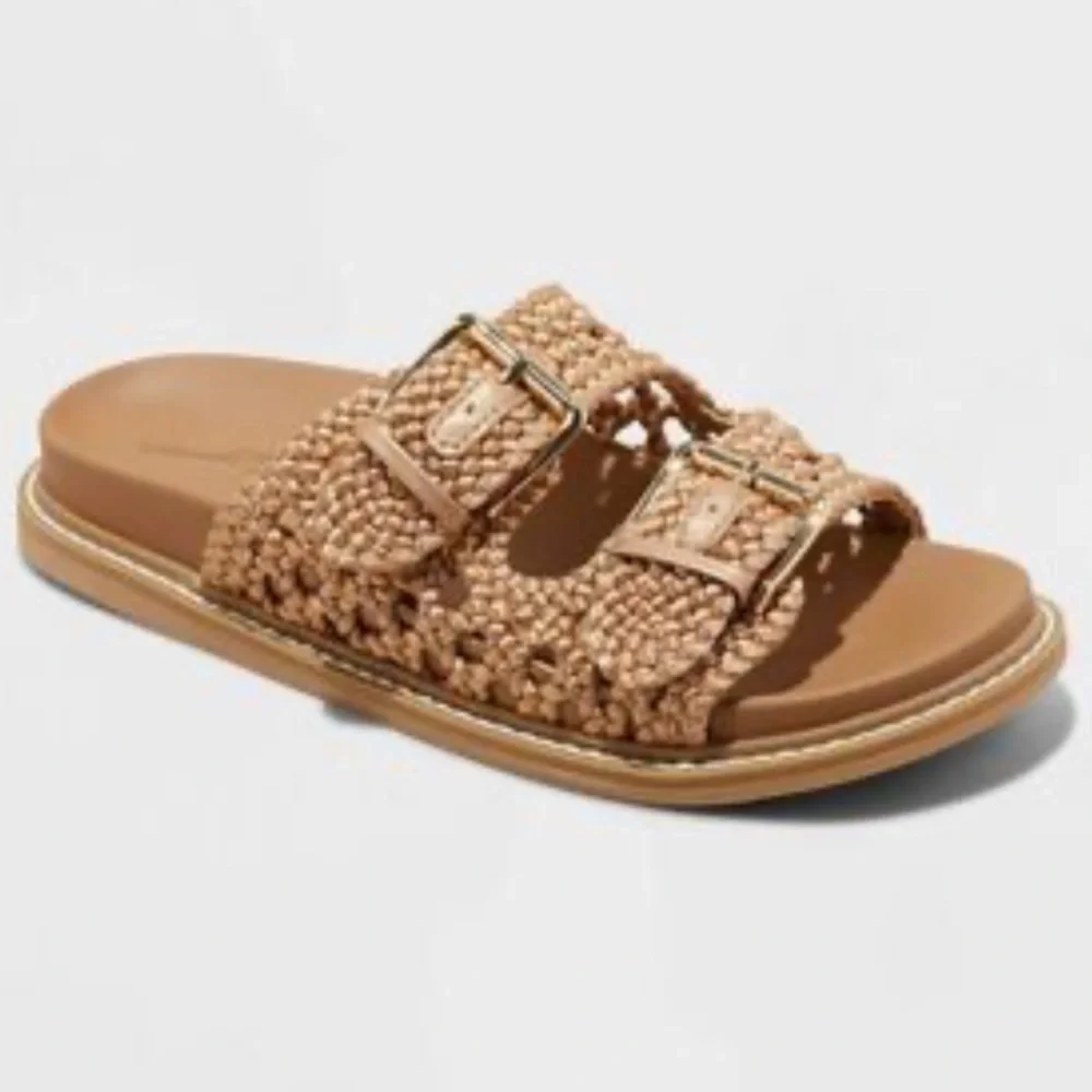 UNIVERSAL THREAD Women's Kylie tan Crochet Footbed Sandals size various